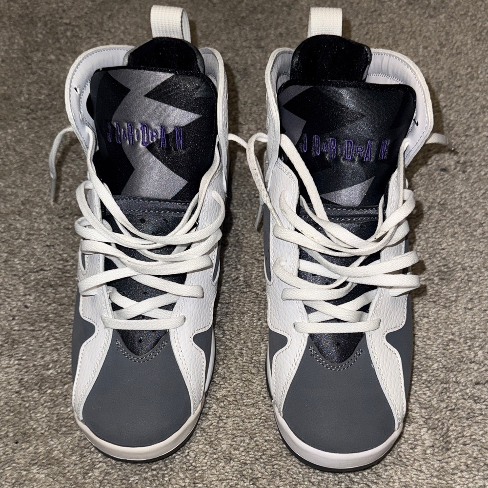 Jordan Flint 7s 💜🤍🩶